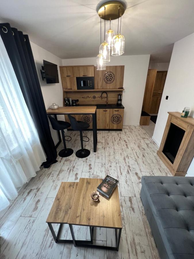 Ostoya Twoya Apartment โปโรนิน ภายนอก รูปภาพ