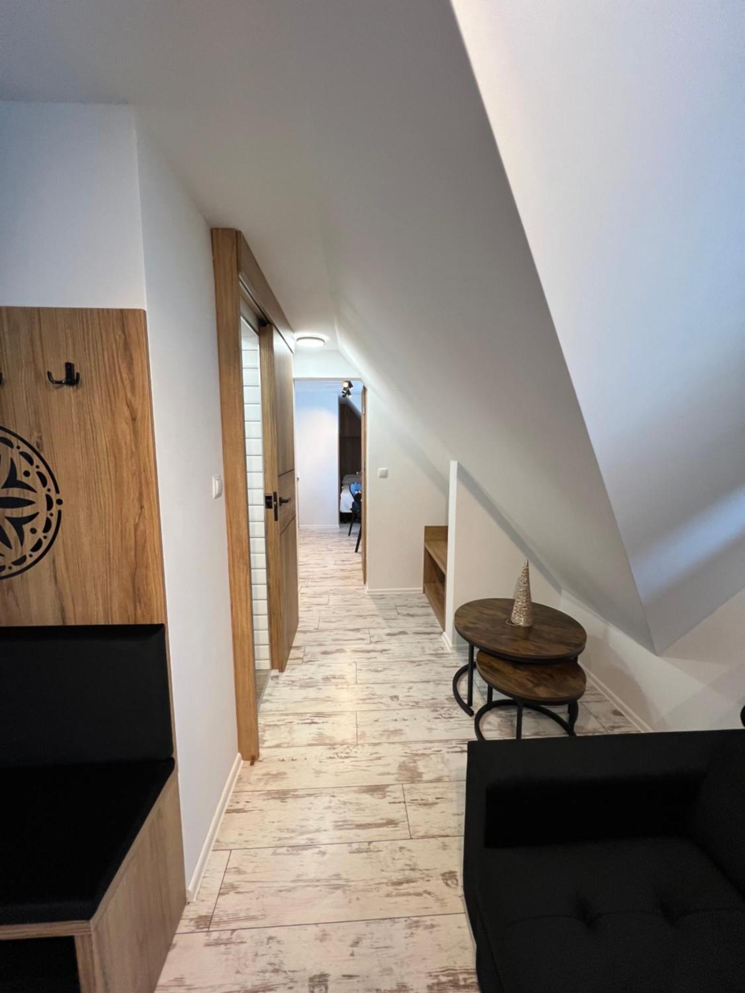 Ostoya Twoya Apartment โปโรนิน ภายนอก รูปภาพ