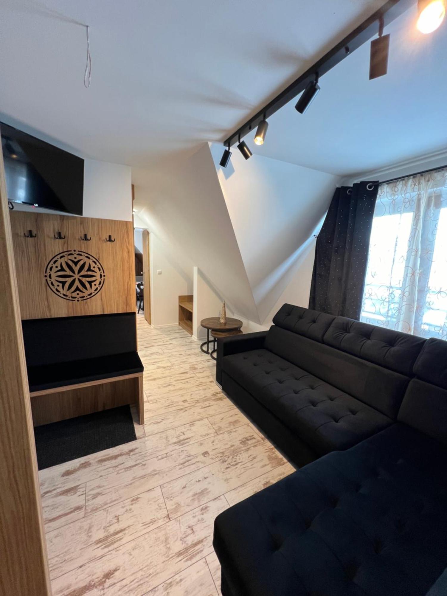 Ostoya Twoya Apartment โปโรนิน ภายนอก รูปภาพ