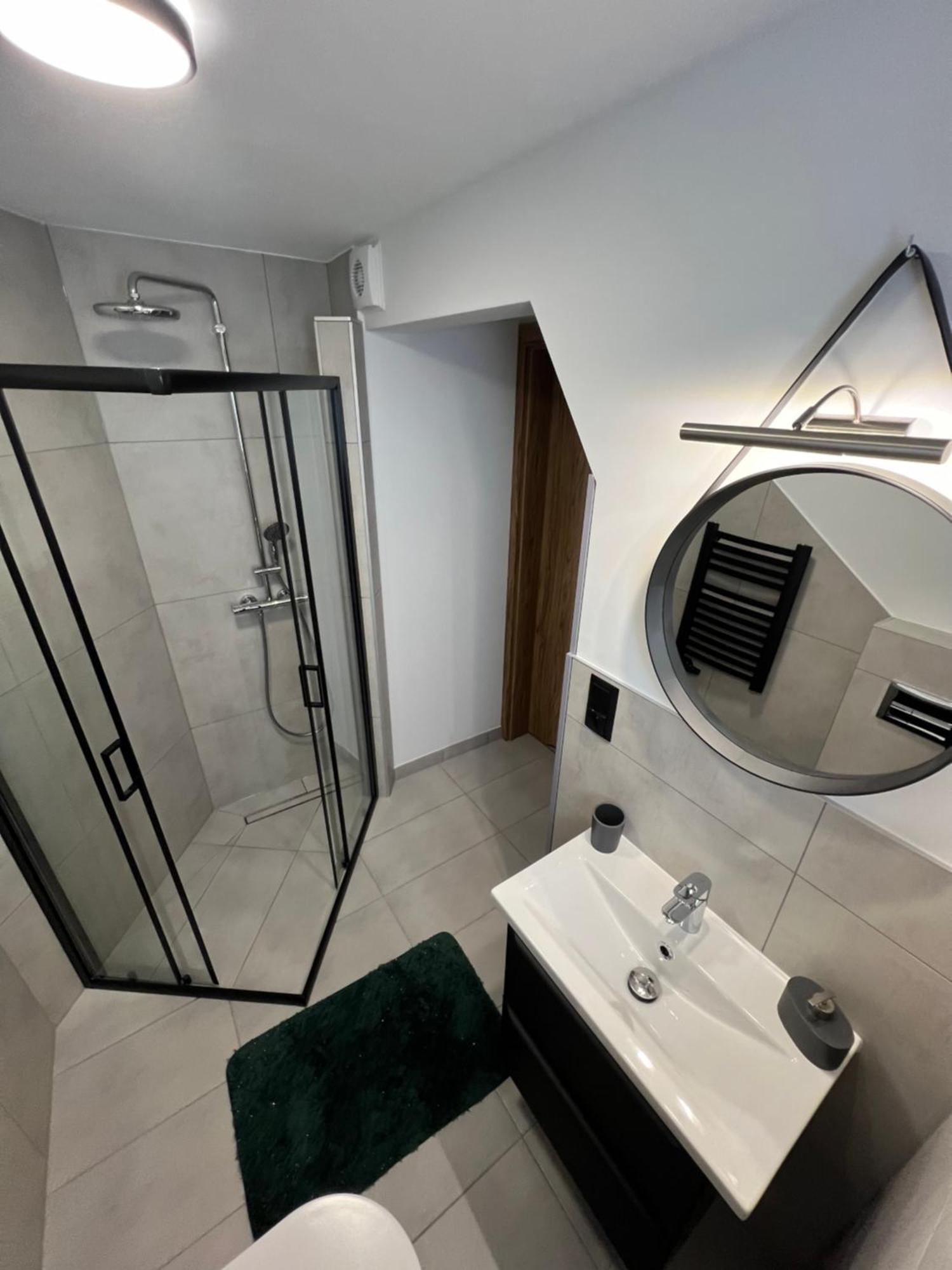 Ostoya Twoya Apartment โปโรนิน ภายนอก รูปภาพ