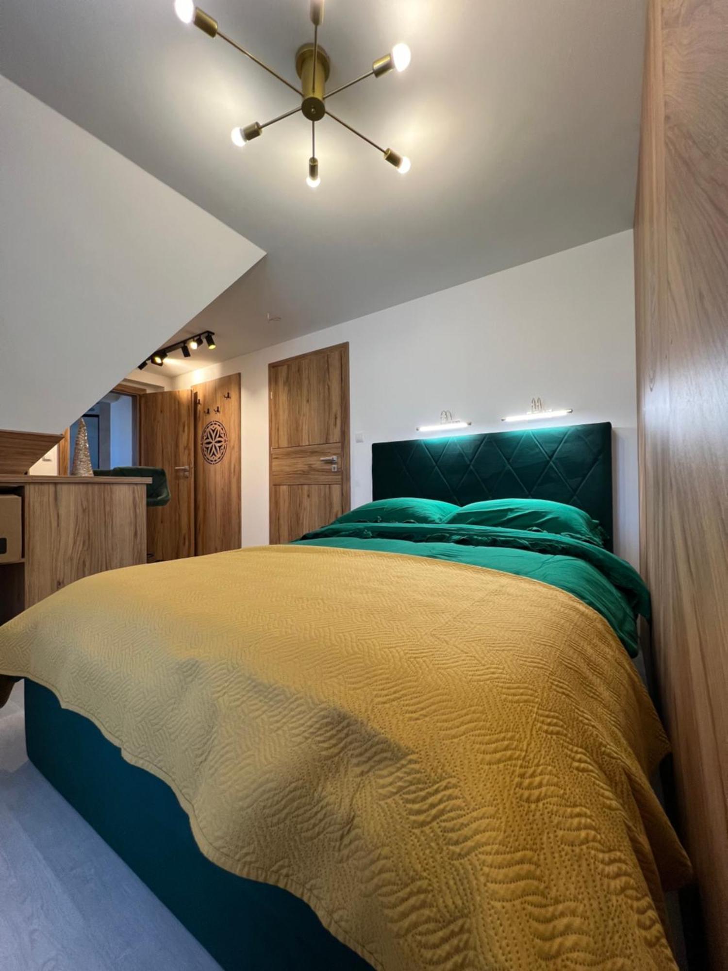 Ostoya Twoya Apartment โปโรนิน ภายนอก รูปภาพ